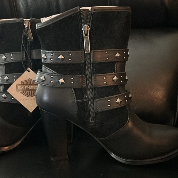 HARLEY DAVIDSON BOOTS 4 INCH HEELS TAGS TAKEN OFF BOOTS WORN ONE TIME TO TRY ON - Picture 3 of 10